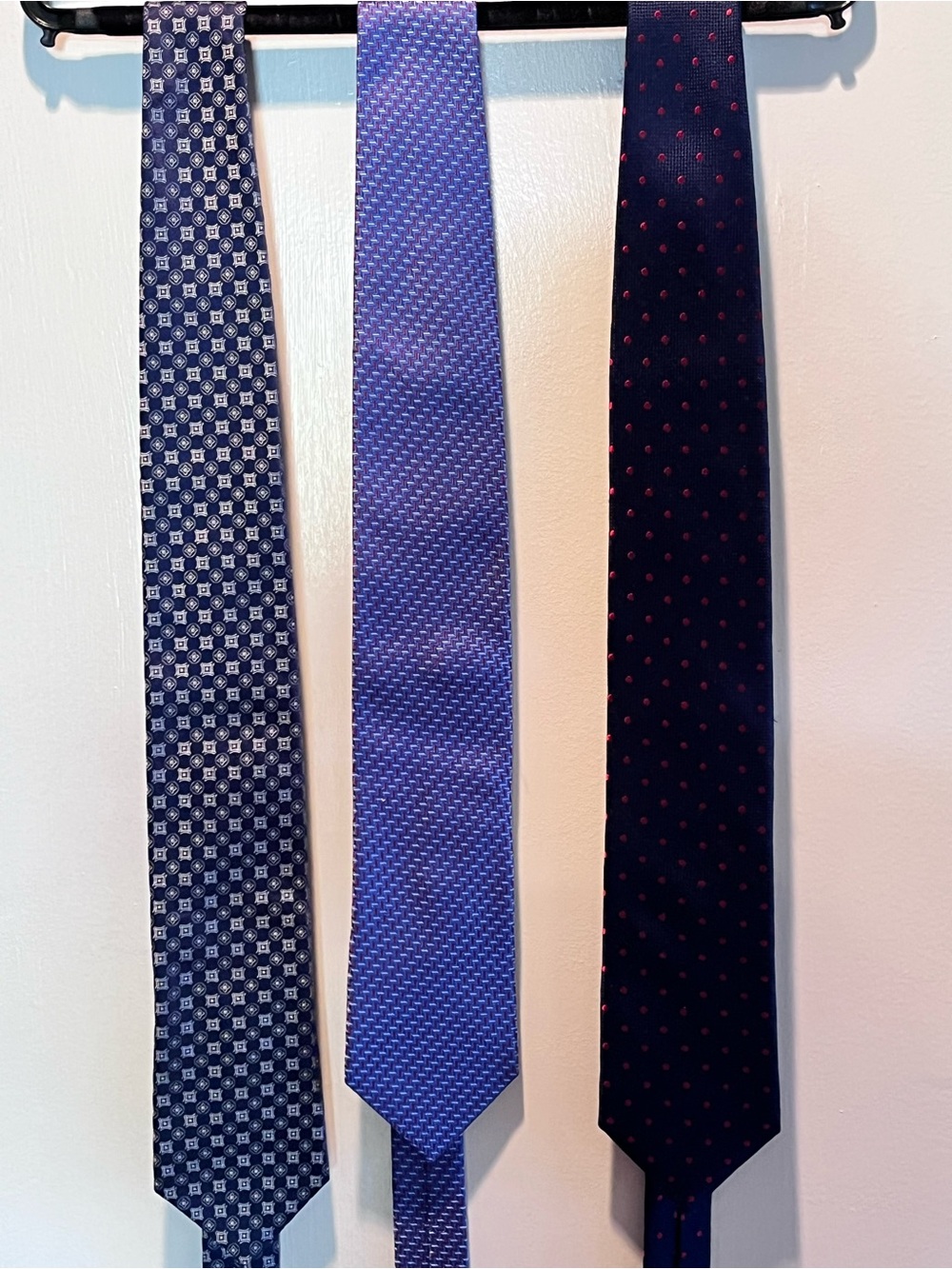 Men's Classic Navy and Blue Neckties - Pack of 3